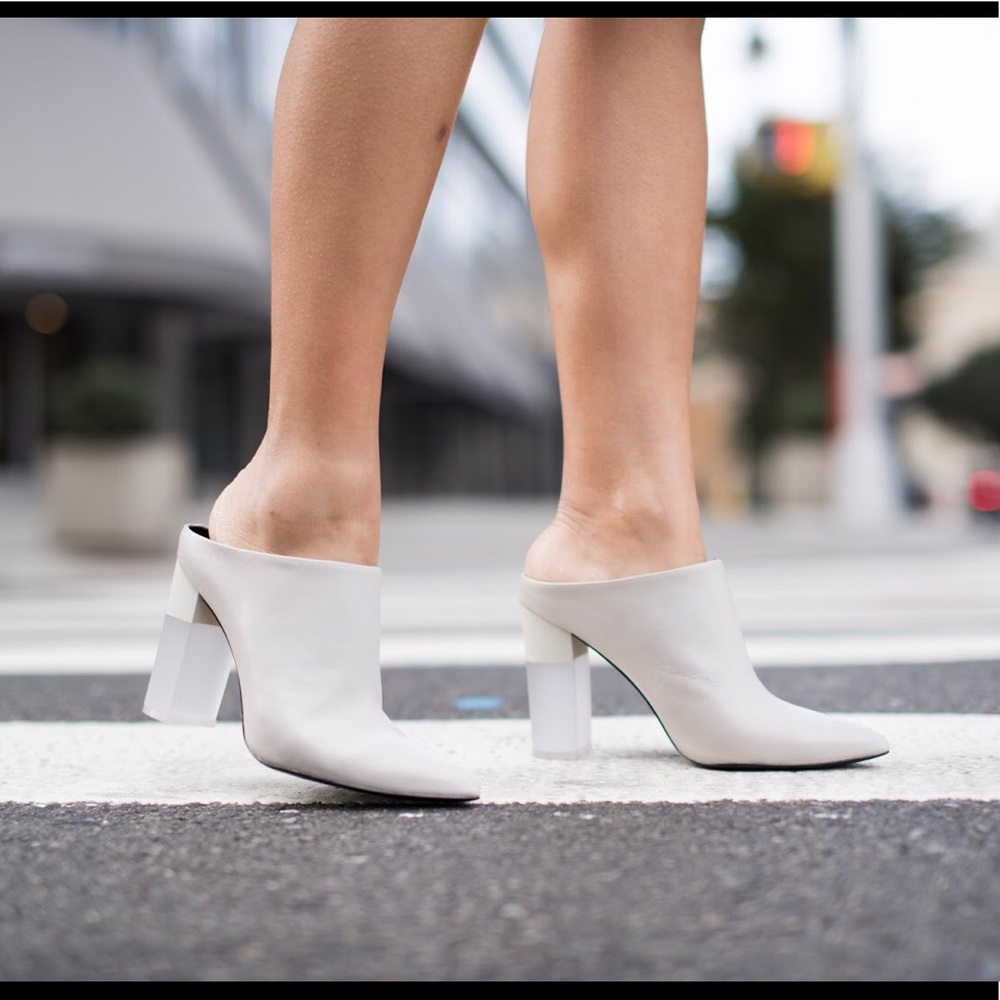 Pour La Victoire mules with transparent heel